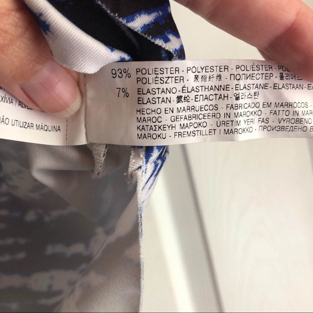 SOLD Zara Blue & White Tie Dye Peplum Blouse - Picture 4 of 7